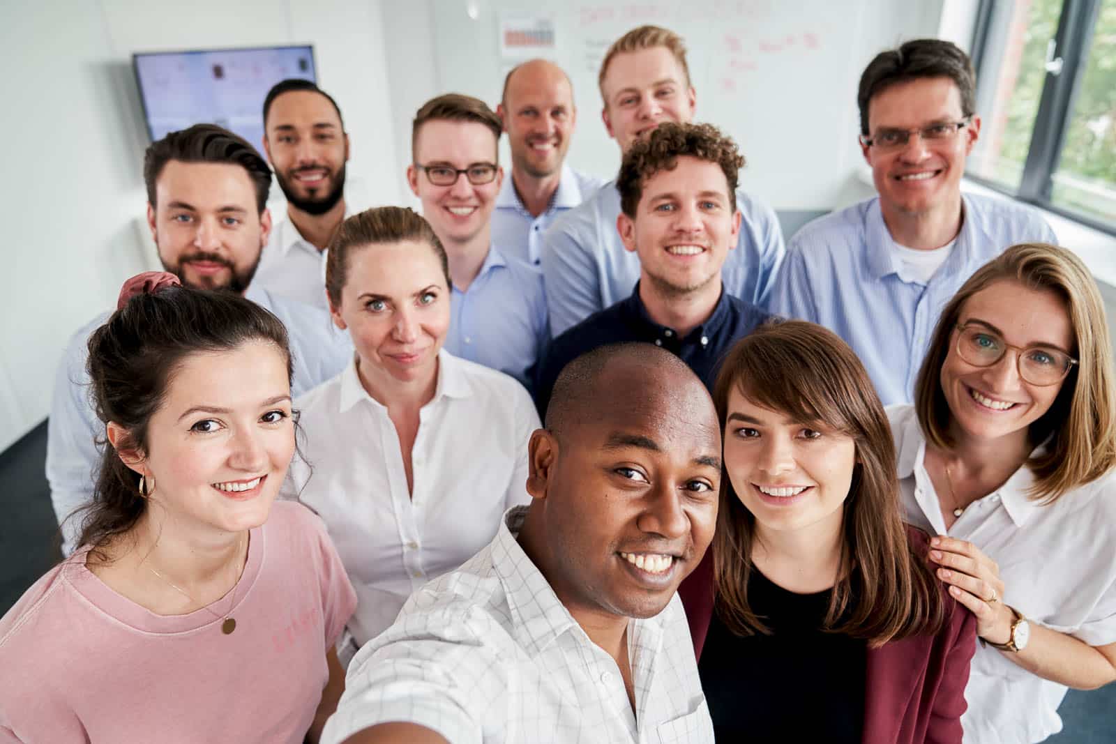 Home 10 BRAVA Studio People 10670 Szene 6 1599